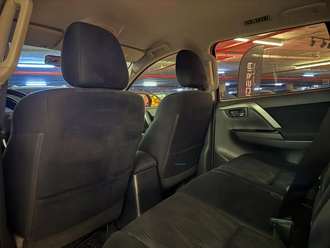 Mitsubishi Montero Sport 2WD 2022