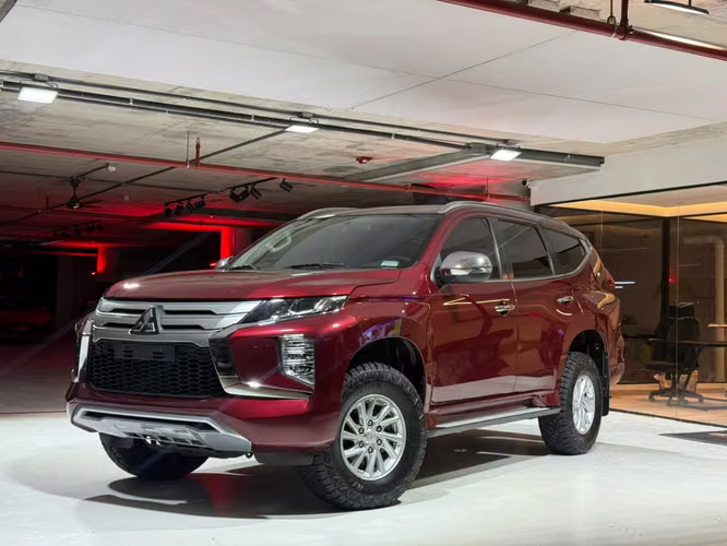Mitsubishi Montero Sport 2WD 2022