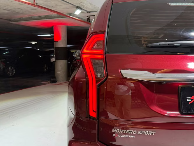Mitsubishi Montero Sport 2WD 2022
