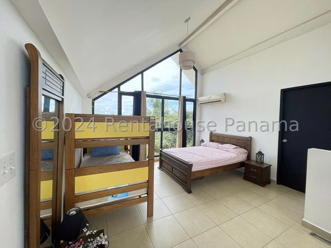 Se Vende Apartamento en Coronado YDU