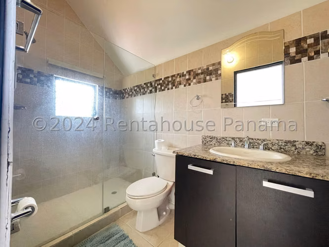 Se Vende Apartamento en Coronado YDU