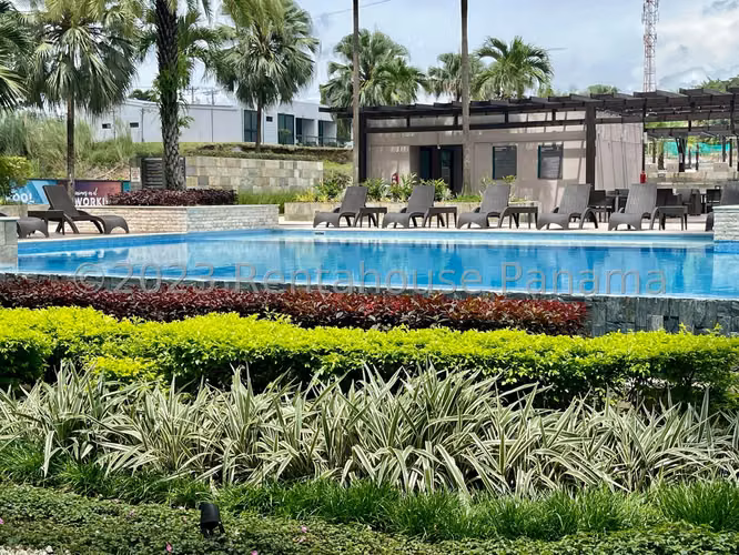 Se Alquila Apartamento en Condado del Rey YDU