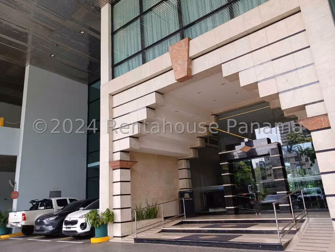 Apartment for rent on Balboa Avenue YDU