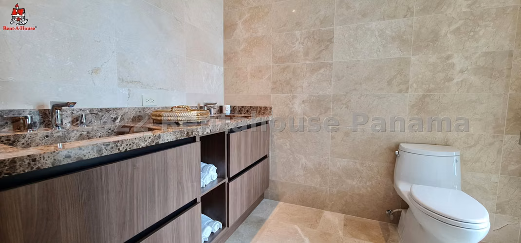 Se Vende Apartamento en Santa Maria YDU