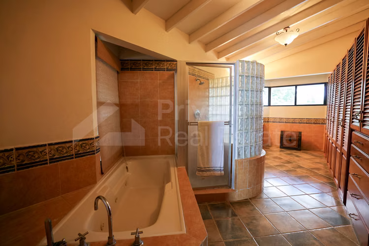 Venta de casa de playa en Chumico Redondo