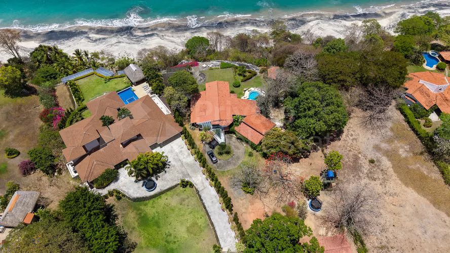 Venta de casa de playa en Chumico Redondo