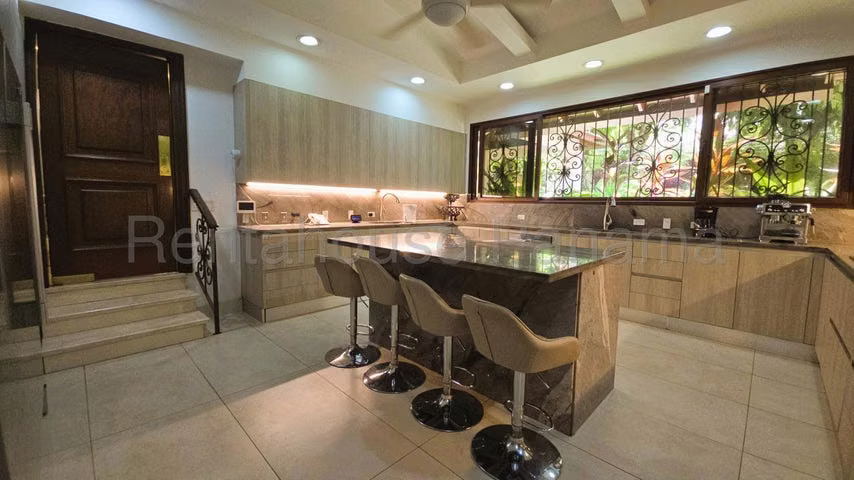 Casa en Venta en Altos del Golf 25EPP8707