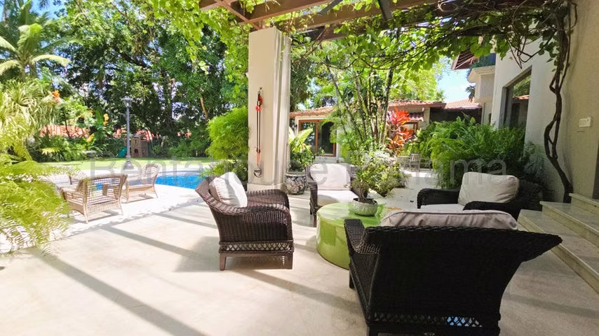 Casa en Venta en Altos del Golf 25EPP8707