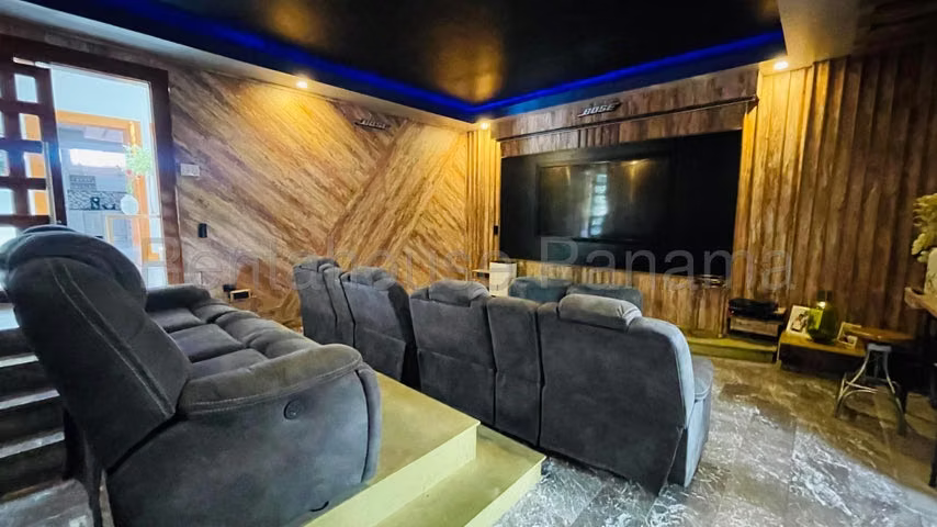 Casa en Venta en Altos del Golf 26EPP7118