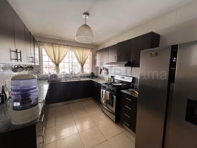 VENTA DE CASA BRISAS DEL GOLF GM