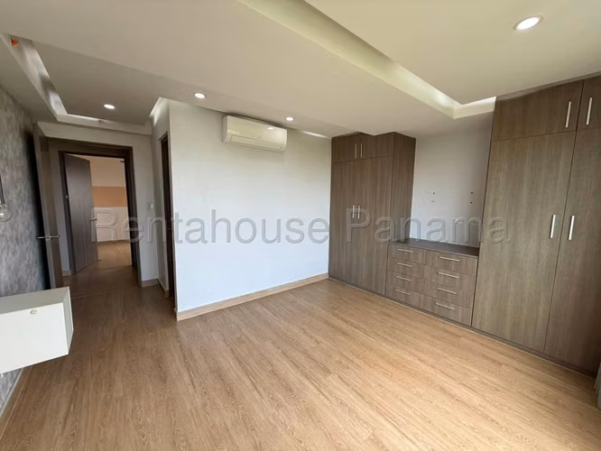 Se Alquila Apartamento en San Francisco MDV27-118