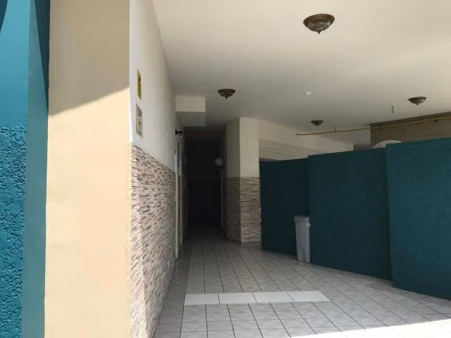 Se vende apartamento en Miraflores - Imagen 2