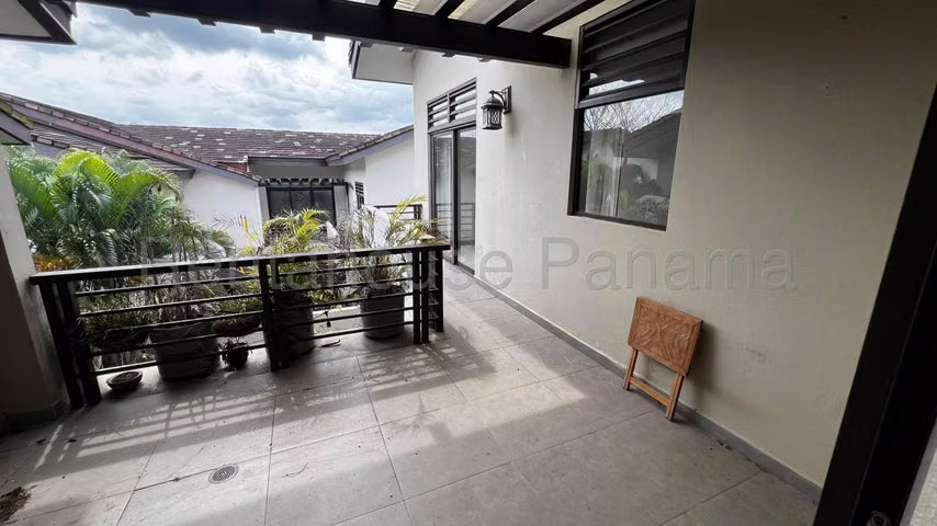 Venta de casa en Panama Pacifico 26LBR7080
