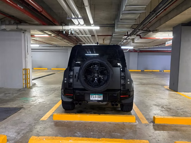 Land Rover Defender 2024 COMO NUEVA - Imagen 12