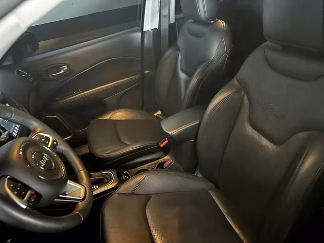 Jeep Compass 2018 EXCELENTE CONDICIONES - Imagen 8