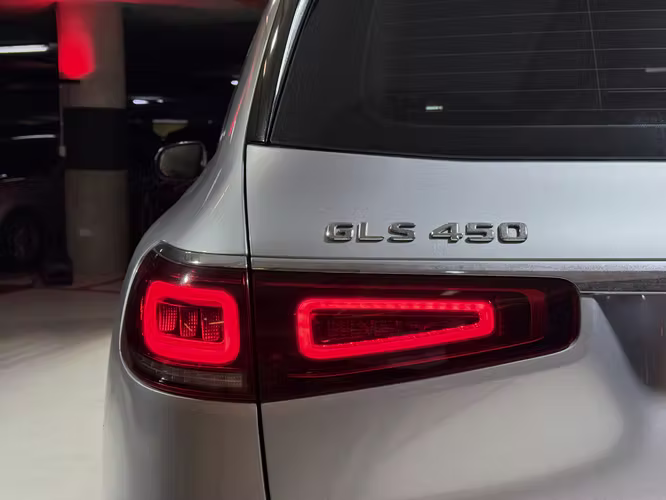 Mercedes-Benz GLS 450 4MATIC 2022