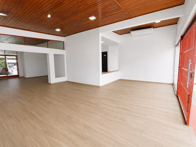 Se Alquila Local Comercial San Francisco - Imagen 12