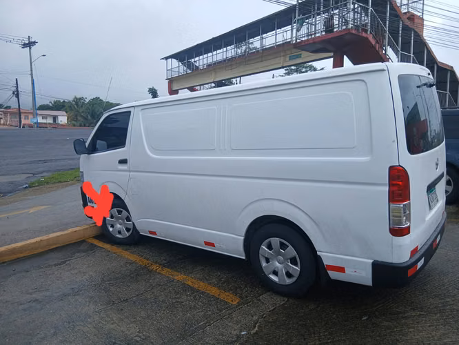 Toyota Panel Hiace 2014 - Impecable y Listo para Trabajar