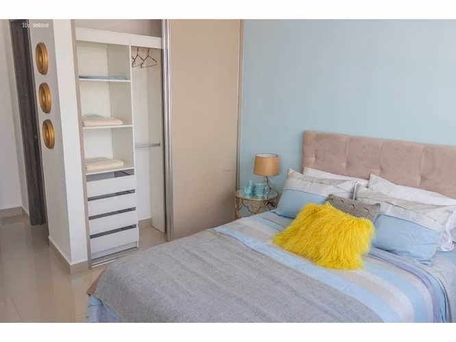 Via España y F. de Córdoba  VENTA  OPORTUNIDAD APARTAMENTOS