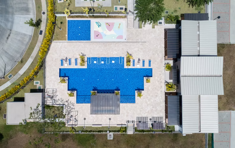 NUEVO! Amoblado apartamento con 3 recámaras! En Panama Pacifico!