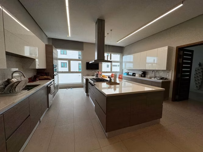 Apartamento de Lujo en Venta en Santa María | PH La Loma LakeView | 445 m²