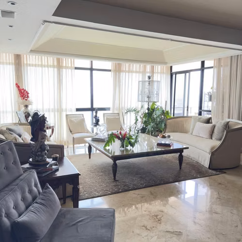 Venta de Apartamento – Miramar - Ave. Balboa - Imagen 6
