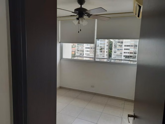 Apartamento en Venta en Alsacia Tower | 3 Recámaras | El Bosque