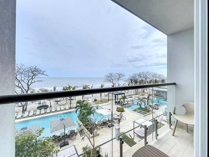 Apartamento en Venta en Playa Caracol – PH Surfside