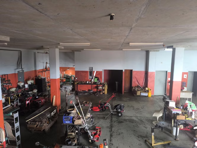 Se Vende NEGOCIABLE Galera en el Área de Monte Oscuro