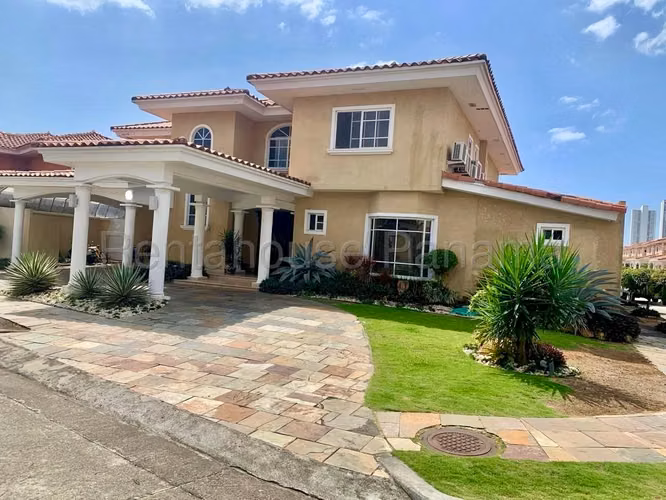 House for sale in Costa del Este PALMERAS DEL ESTE CCO