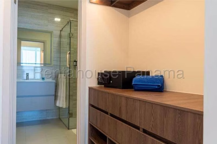 Alquiler de Apartamento Amoblado en Costa del Este Ph Arcadia EC