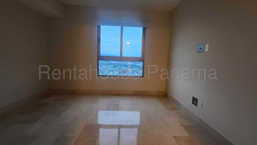 Venta de Apartamento en Santa Maria Ph Greenview 235 Mts PD