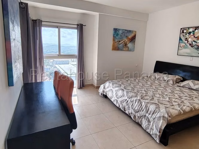 Alquiler de Apartamento en Avenida Balboa Ph White Tower Solo Cliente Directo LFC