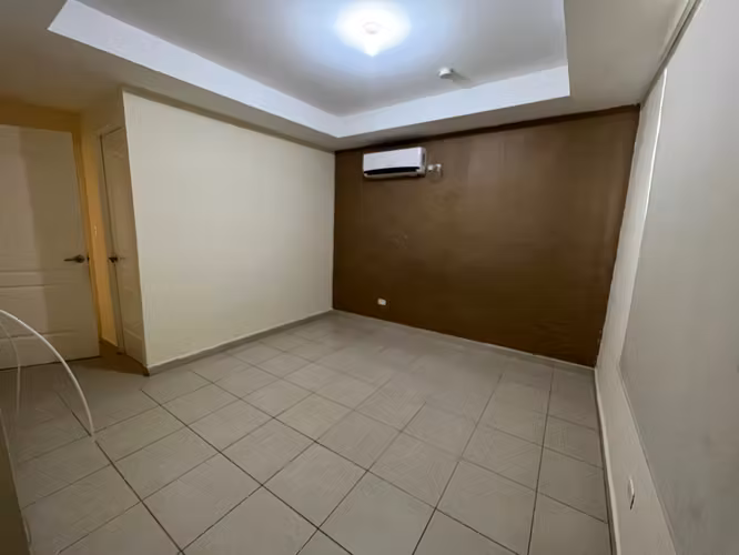 ALQUILO CASA EN LA CHORRERA, 120M2, 3 RECAMARAS, SOLO A/A, BARRIADA CERRADA.