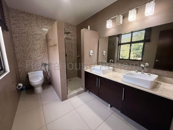 Alquiler de Casa en Panama Pacifico River Valley Solo Cliente Directo LFC
