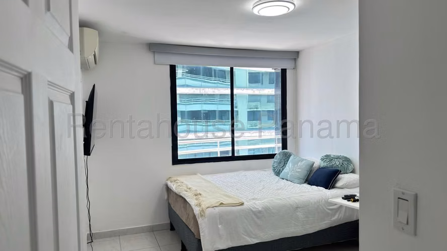 Venta de apartamento en Ph Brisas de Obarrio 26MVCH8237