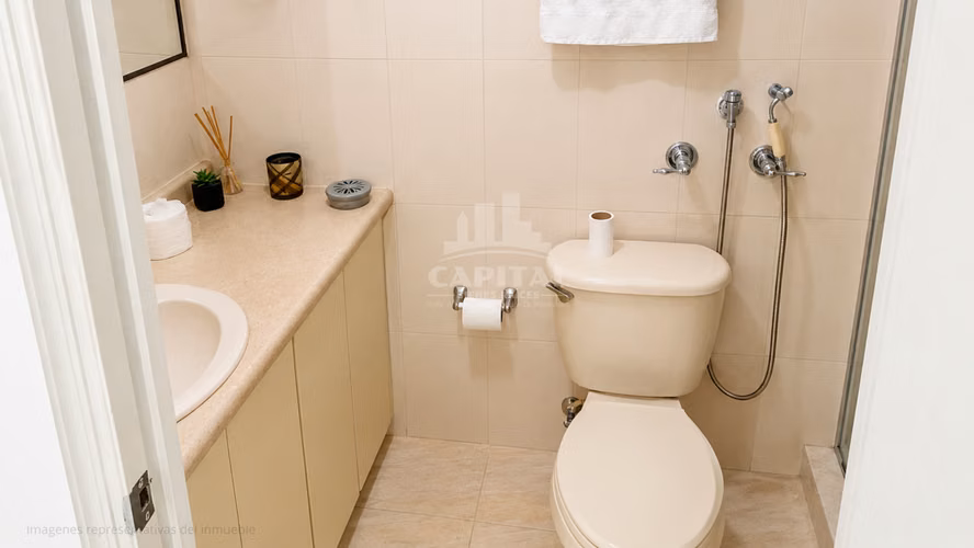 SE VENDE APARTAMENTO EN SANTA ELENA - PH ELAINE