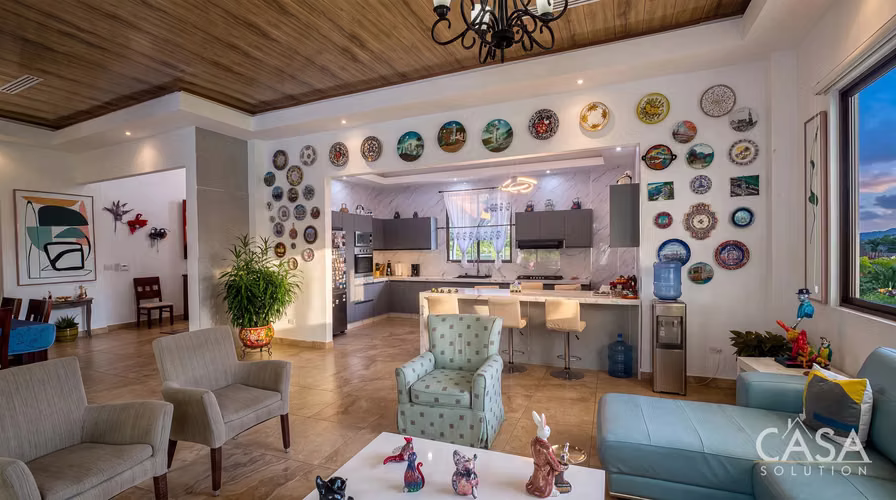Casa de Playa Amueblada con Piscina, Jacuzzi y Casa de Huéspedes en Venta en Punta Chame, Panamá - Imagen 5