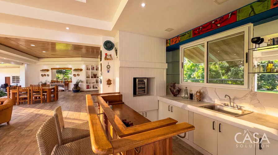 Casa de Playa Amueblada con Piscina, Jacuzzi y Casa de Huéspedes en Venta en Punta Chame, Panamá - Imagen 17