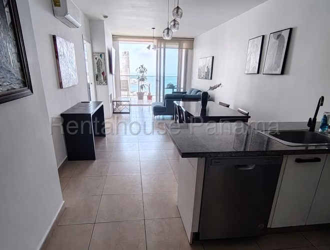 Alquiler de Apartamento en Avenida Balboa Ph White Tower NS