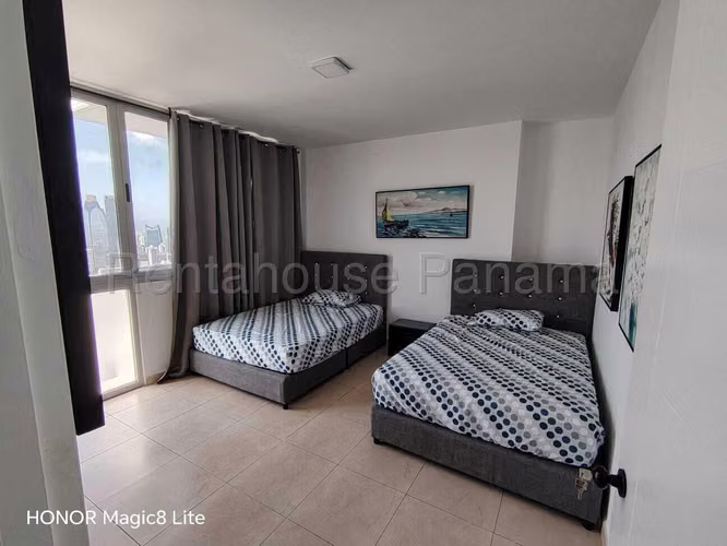 Alquiler de Apartamento en Avenida Balboa Ph White Tower NS