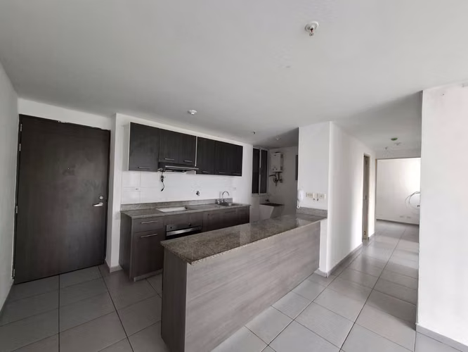 VENTA DE APARTAMENTO EN TUMBA MUERTO PH AVIÑON TOWER