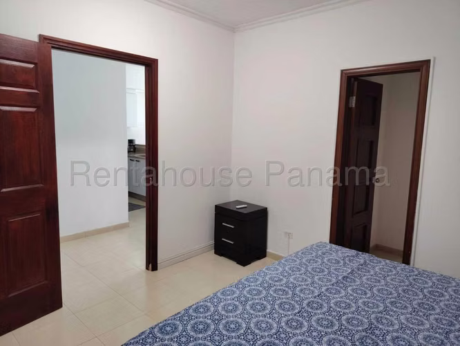 Se Vende Apartamento en Avenida Balboa LA26-9105