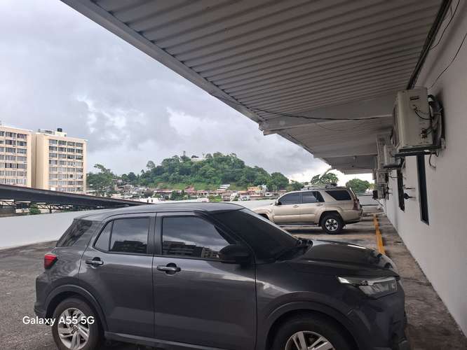 Oficina de 44 mts / Cerca del Dorado Plaza Aventura