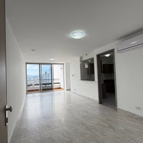  Apartment for Rent at Luxor 400