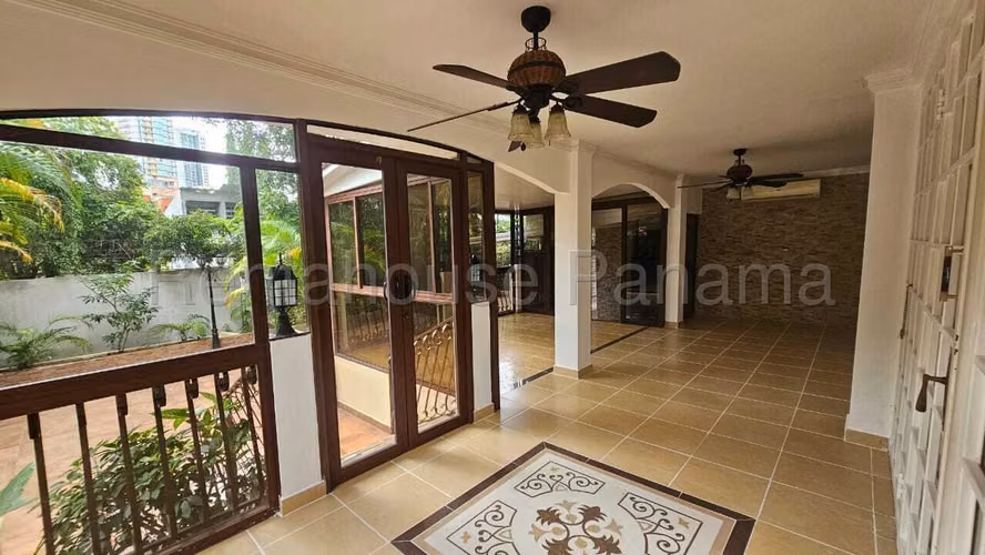 VENTA DE CASA SAN FRANCISCO GM