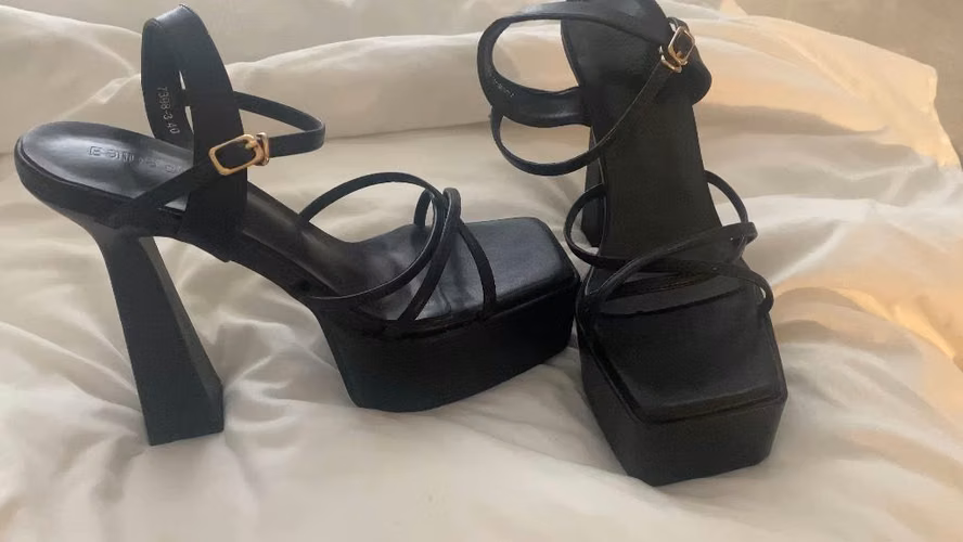 Sandalias
