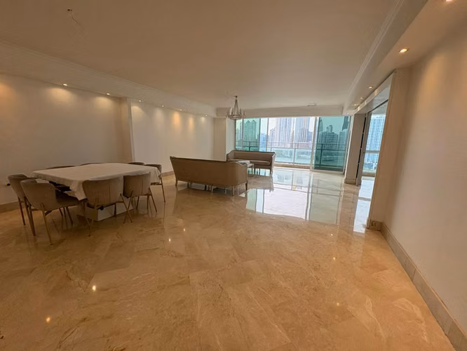 Se vende Apto en Punta Paitilla