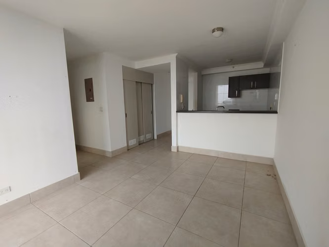 Apartamento Reposeído en Venta en Betania | PH Sky Point Towers | Se Aceptan Ofertas