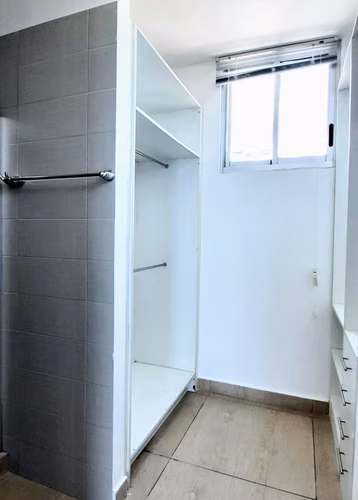 CO-WORKING, BILLAR, GYM, PISCINA FRENTE AL MAR. AMPLIO APARTAMENTO-130mts- GRAN BALCÓN. - Imagen 11